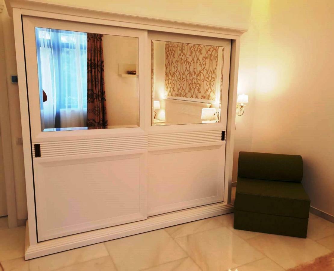 Modern Old Town Ap. Baritiu Apartment Cluj-Napoca Exterior photo